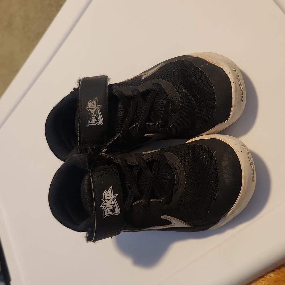 Nike Team Hustle